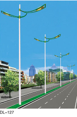 道路照明燈的創(chuàng)新與選擇 高郵郭集路燈區(qū)的LED太陽能景觀燈解析